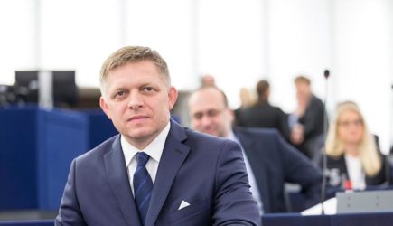 «Черная дыра, поглощающая деньги»: премьер Словакии высказался об Украине