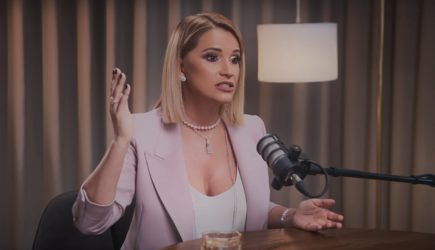 Родившая в 45 лет Орлова кардинально изменилась на прошедший год