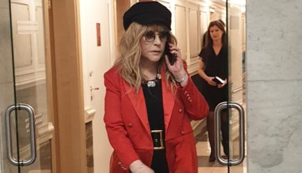 Раскрыт «грязный секрет» Пугачевой: стало известно, на чьи деньги она критикует Россию и покупает виллы