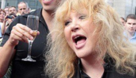 Семёнова припомнила Пугачёвой унижение матом за &laquo;здасьте&raquo;