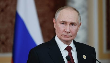 Путин поздравил православных христиан с Рождеством