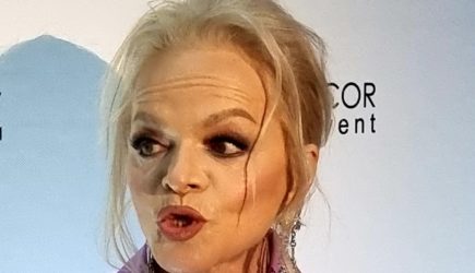 Личное озеро или самозахват: спустя 15 лет всплыла тайна Ларисы Долиной, которая может лишить ее оставшегося имущества