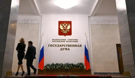 Госдума одобрила запрет на депортацию иностранцев, служащих в ВС России