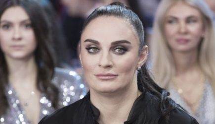 Завершение карьеры, здоровье, молитвы за Путина: где сейчас Елена Ваенга