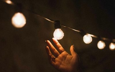 Лампочка никогда не сгорит, если сделать так