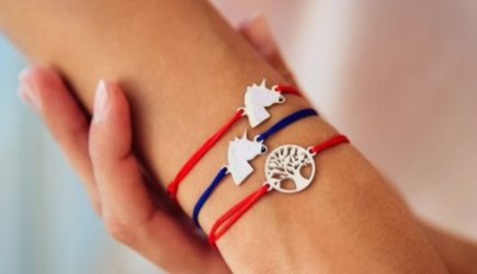 Красная нить на запястье: оберег или путь от истинной веры?
