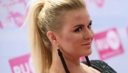 Анна Семенович сломлена скандалом: потеряла голос и плачет от позора