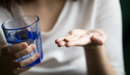 «Безопасней, чем аспирин или парацетамол»: доктор Мясников объяснил, как сегодня правильно защищать сердце