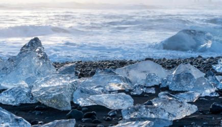 «Он наступает»: у границы России забили тревогу из-за ЧП в Финском заливе