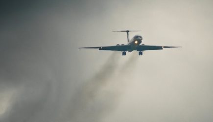 США в тревоге: в Венесуэле приземлился военный самолет России