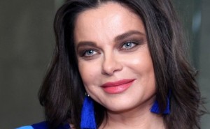 Королева идет замуж в третий раз: только гляньте, за кого