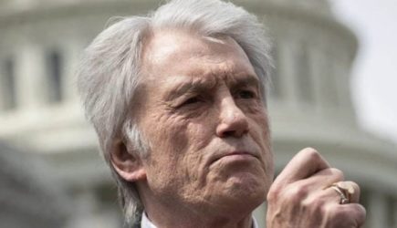 Виктор Ющенко призвал Виктора Орбана вспомнить историю и остановиться