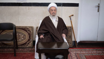 Иранский аятолла объявил священную войну против США и Израиля