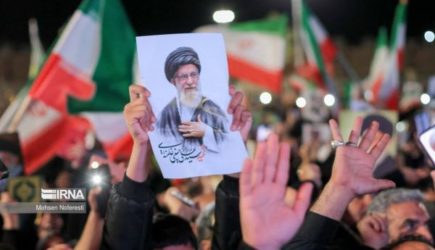 FT: Иран отвечает США и&nbsp;Израилю по&nbsp;плану Хаменеи&nbsp;&mdash; это кошмарный сценарий для всех