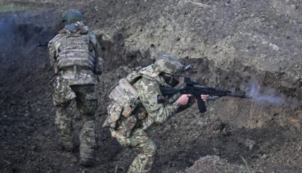 Пулемётчик Отец: в Новомихайловке корректировщик спас группу от гибели