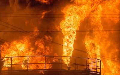 Горит нефтебаза: что натворили ВСУ в России 16 марта