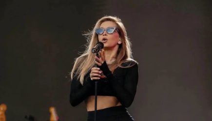 30 тысяч за удовольствие: Брежнева официально ушла в интим-бизнес