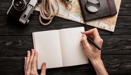 «Дождитесь меня!»: сбежавшая из страны актриса слезно умоляет родных о встрече