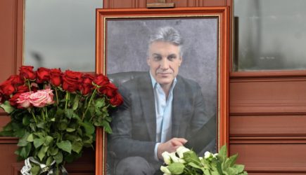 Путин прислал венок на прощание с Алексеем Пимановым