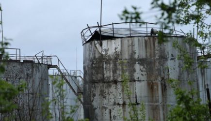 Дрон ВСУ достал нефтебазу в&nbsp;Латвии: четыре резервуара выведены из&nbsp;строя
