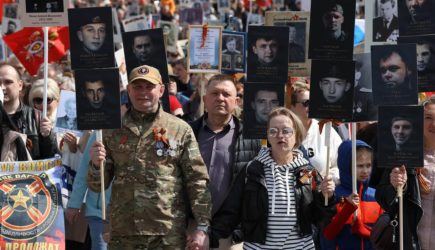 Теперь ясно, чей портрет несли вагнеровцы на шествии