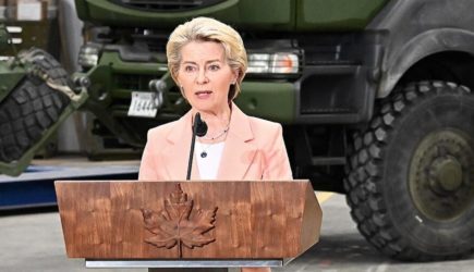 Фон дер Ляйен закатила истерику из-за русской разведки: «Ее трясет»
