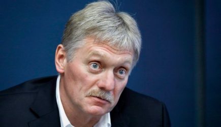 Песков предложил спросить Лукашенко про якобы отключенные ретрансляторы