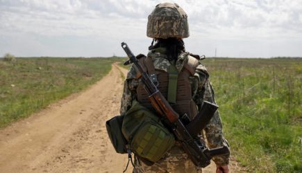 Штурмовые группы украинских погранотрядов начали комплектовать женщинами