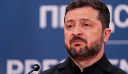 Тяжелейшая атака на Киев: Зеленскому надо просто подать в отставку — и всё